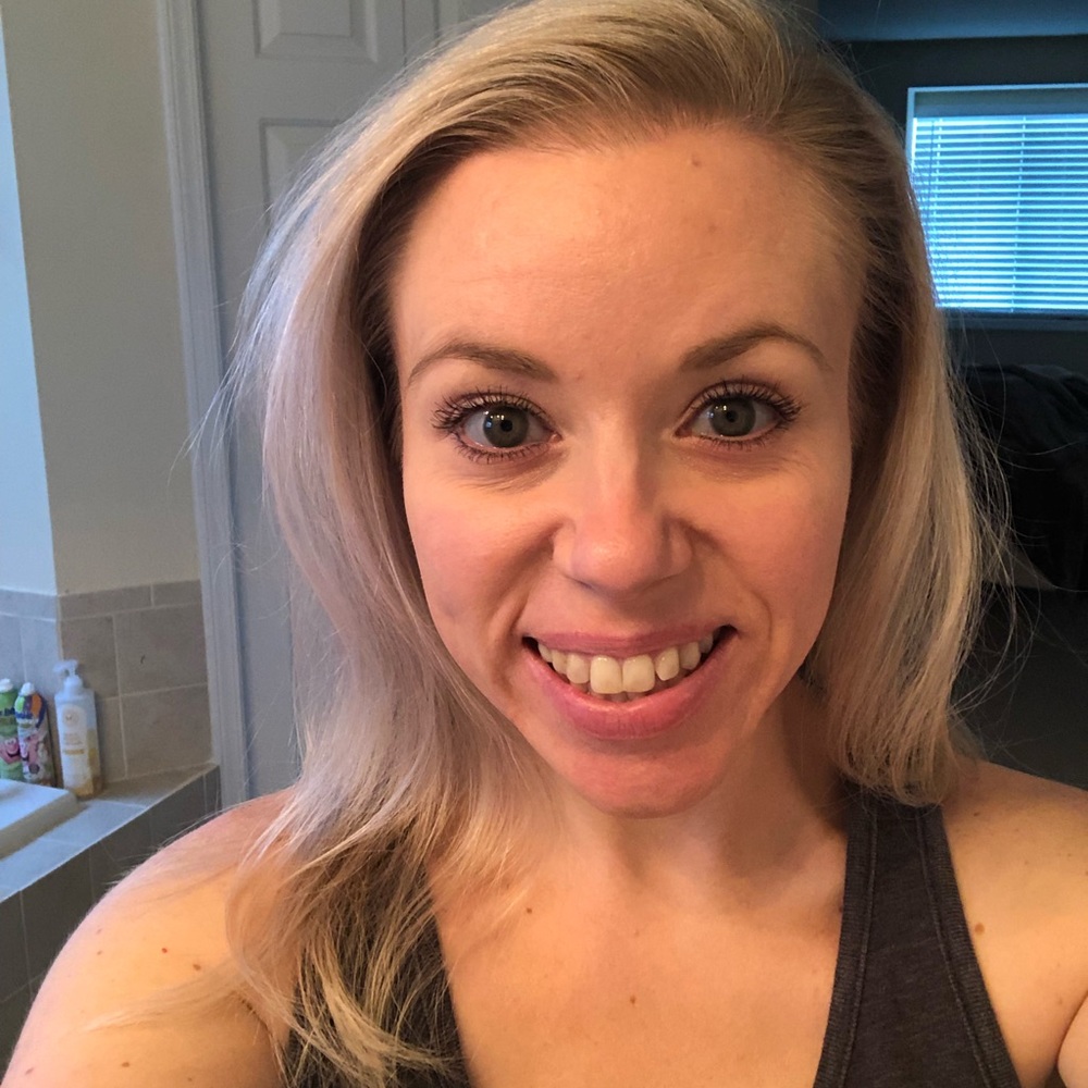 Meet your Posher, Nicole